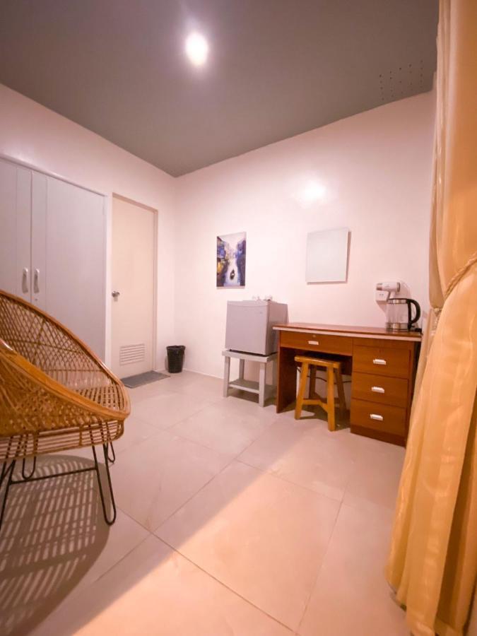 Bella'S Guest House Pooc エクステリア 写真